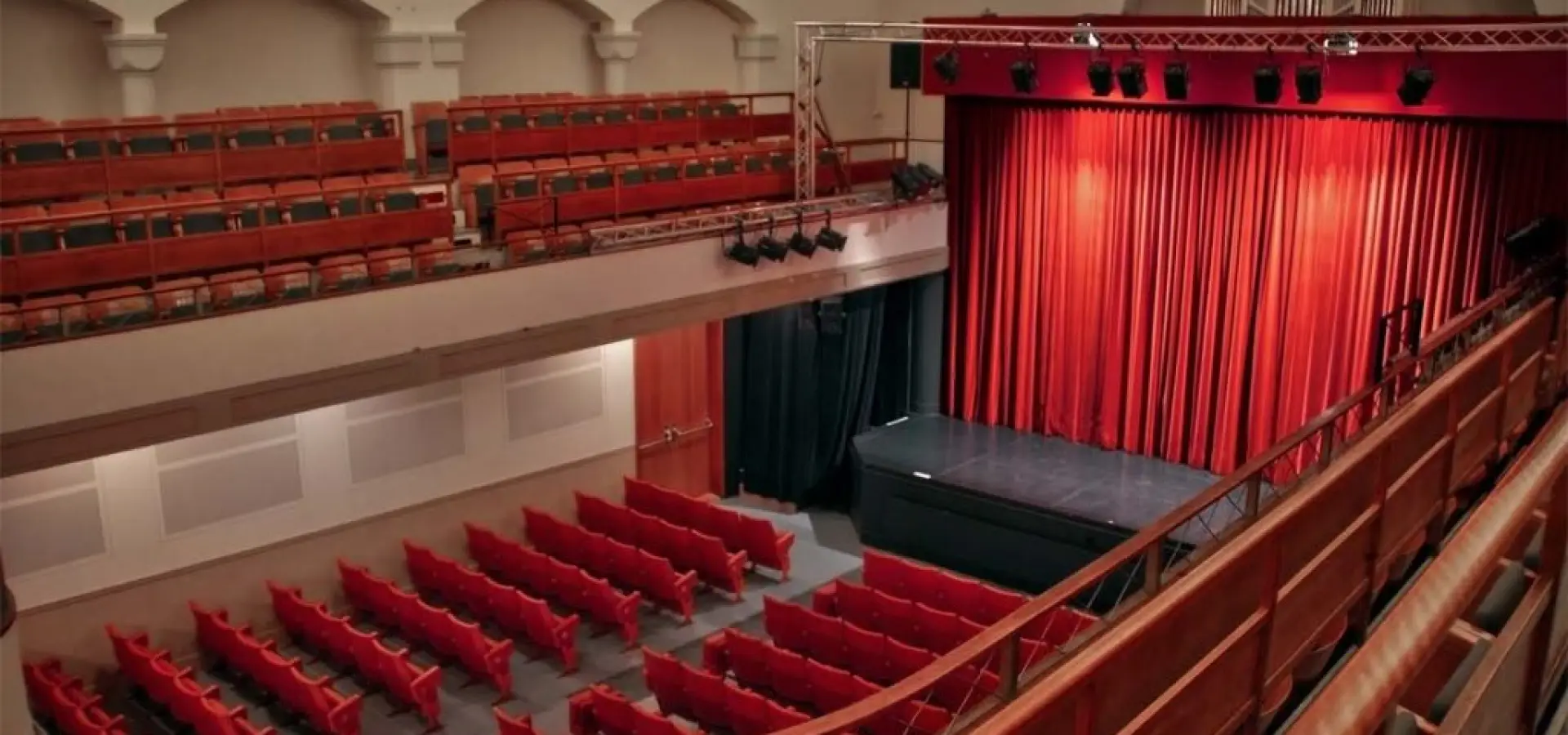 Salle Centrale de la Madeleine, Ginevra foto