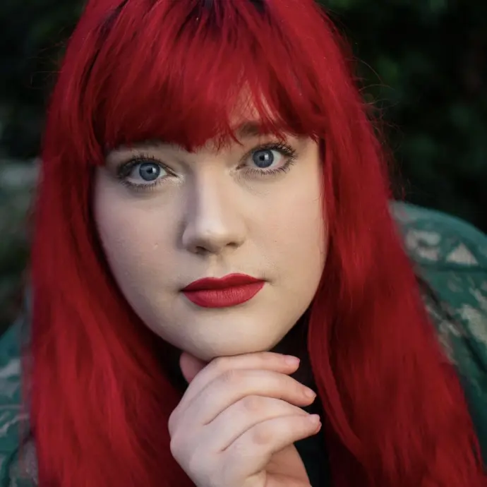 Holly Clelland (Soprano)